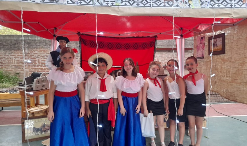 MUESTRA CULTURAL DE NACIONES